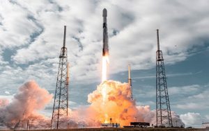 143 उपग्रहों को लॉन्च कर SpaceX ने तोड़ा ISRO का रिकॉर्ड |_3.1