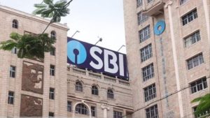 SBI ने शुरू की नई सुविधा:अब सिर्फ आधार से ही हो सकेगा सामाजिक सुरक्षा योजनाओं में एनरॉलमेंट |_3.1