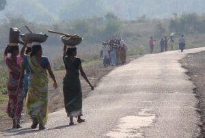 MGNREGA के तहत एक्टिव वर्कर्स की संख्या में बड़ी गिरावट |_3.1