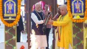 PM मोदी ने नवी मुंबई में इस्कॉन मंदिर का उद्घाटन किया