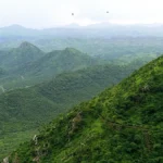 केंद्र सरकार ने नो-माइनिंग ज़ोन का विस्तार किया, जिससे अरावली को मज़बूत सुरक्षा मिली