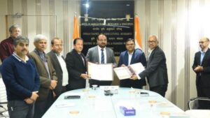 ICAR और NDDB ने डेयरी रिसर्च को मज़बूत करने के लिए रणनीतिक गठबंधन किया