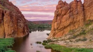 फिंके नदी को दुनिया की सबसे पुरानी बहने वाली नदी के रूप में मान्यता मिली