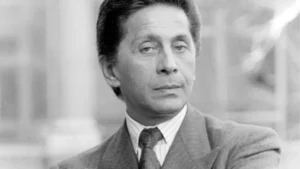 मशहूर डिजाइनर वैलेंटिनो गारवानी का निधन