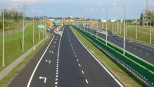 सरकार ने नेशनल हाईवे के स्टैंडर्ड की जांच के लिए मोबाइल लैब शुरू की