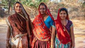 महिलाओं के पास पुरुषों की तुलना में केवल 64% कानूनी अधिकार: UN Women की चेतावनी
