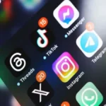 इंडोनेशिया का बड़ा फैसला: 16 साल से कम उम्र के बच्चों के लिए सोशल मीडिया पर रोक