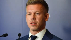 हंगरी के PM विक्टर ओर्बन के 16 साल बाद सत्ता से बेदखल, विपक्ष को मिला निर्णायक बहुमत